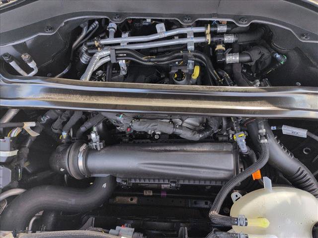 Certified 2025 Ford Explorer ST-Line w/ ST-Line Street Pack image 23