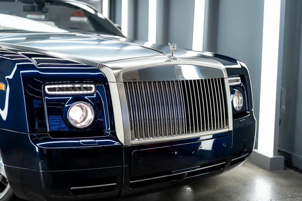 Used 2010 Rolls-Royce Phantom Drophead Coupe RWD image 55