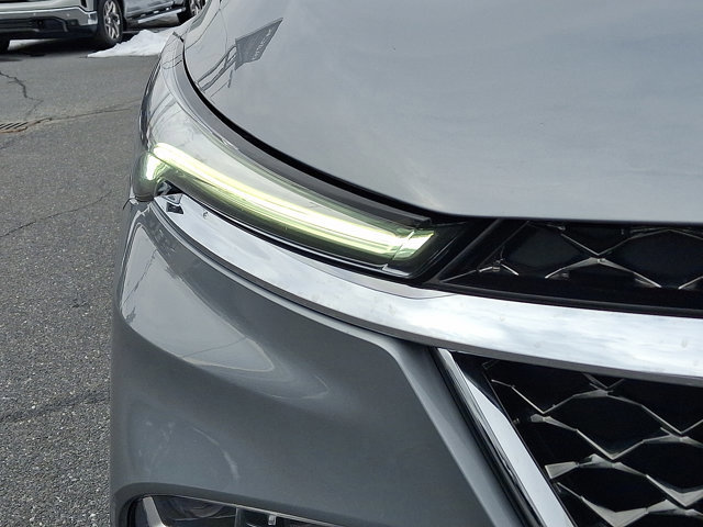 Used 2024 Buick Enclave Avenir w/ Avenir Technology Package image 9