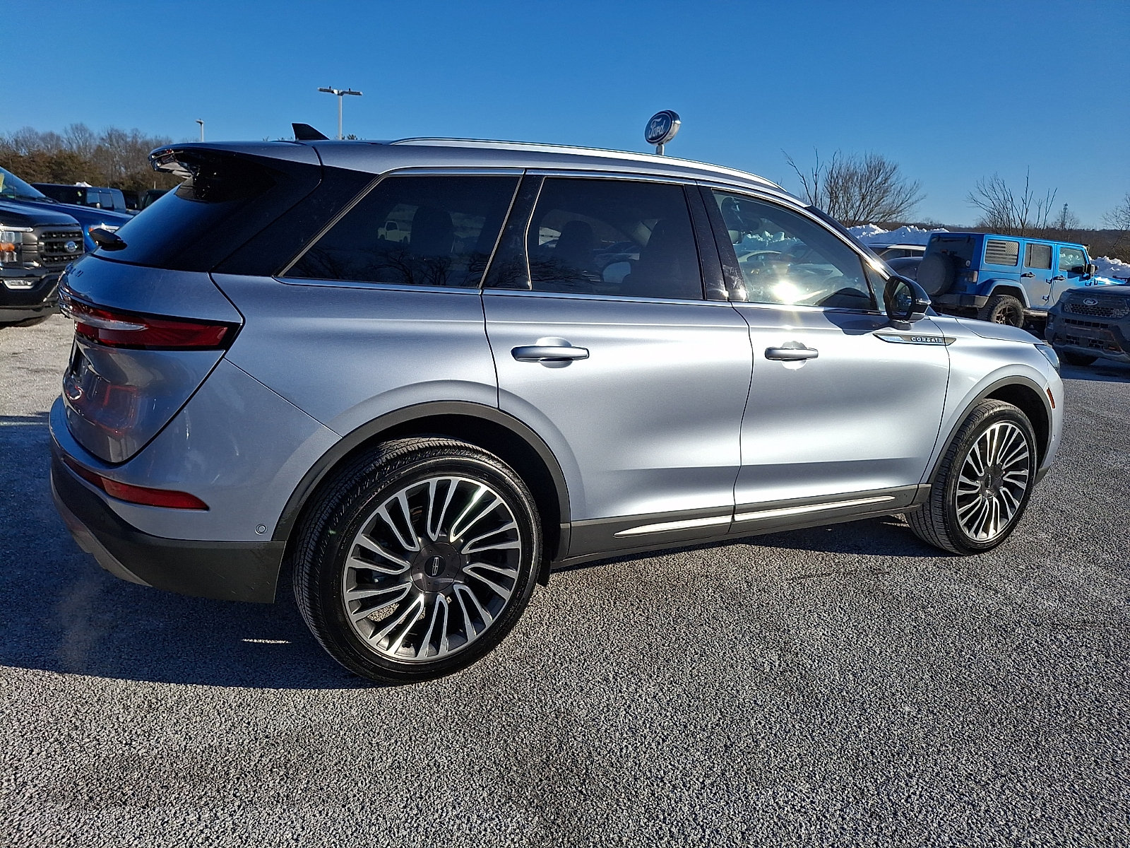 Certified 2022 Lincoln Corsair Reserve w/ Equipment Group 201A AWD/4WD image 6