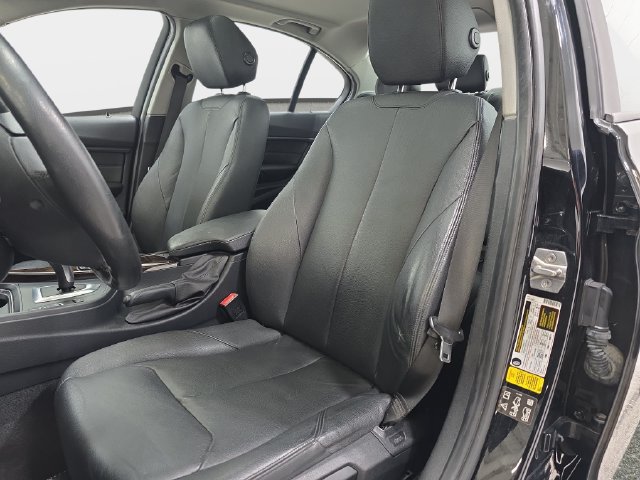 Used 2015 BMW 328i xDrive Sedan AWD/4WD image 14