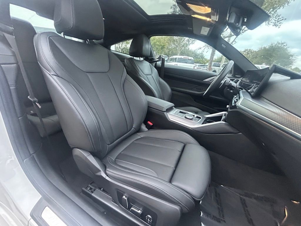 Used 2024 BMW 430i Coupe w/ M Sport Package image 27