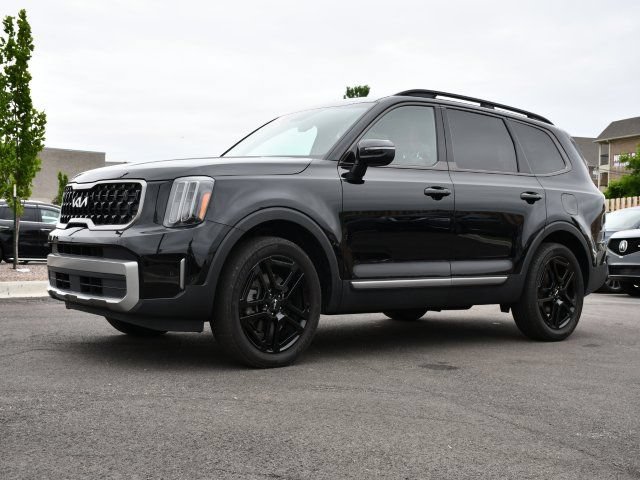 Used 2023 Kia Telluride EX X-Line AWD/4WD image 3