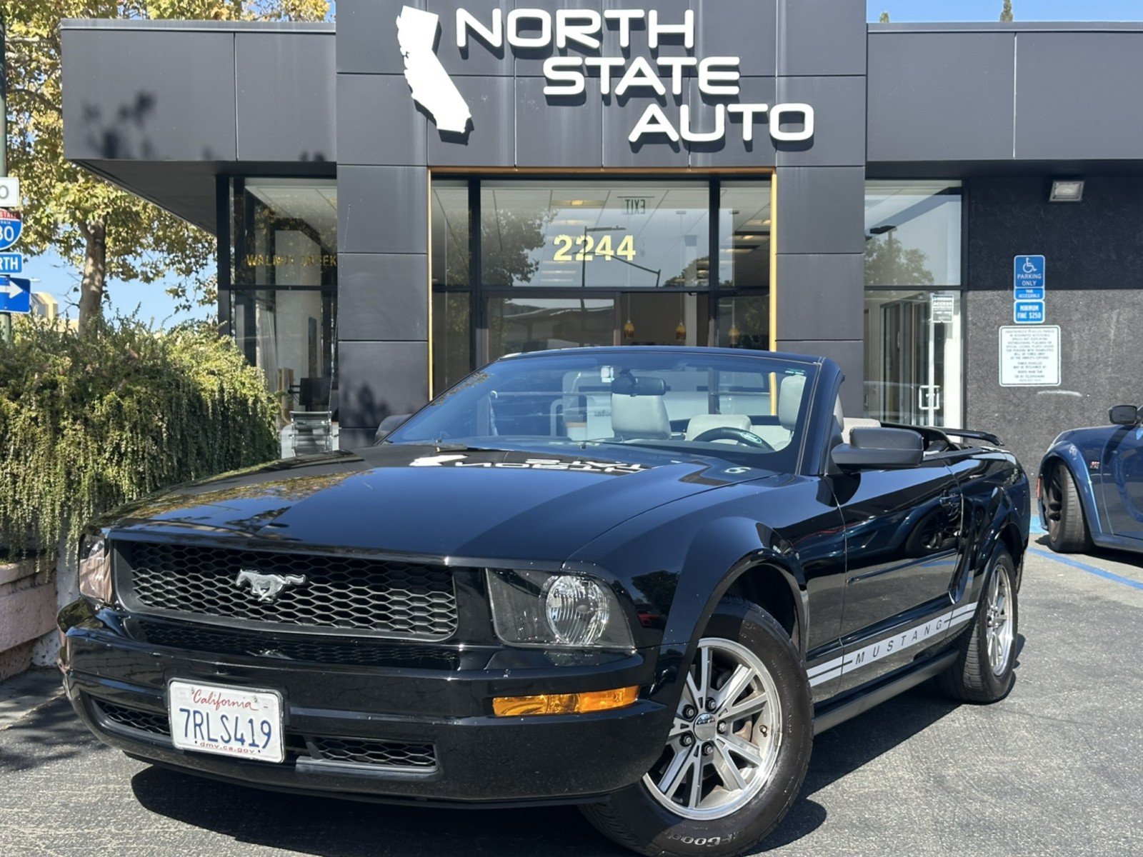 Used 2005 Ford Mustang Premium