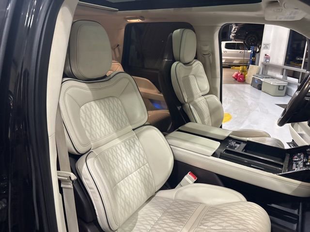 Used 2021 Lincoln Navigator Black Label AWD/4WD image 44