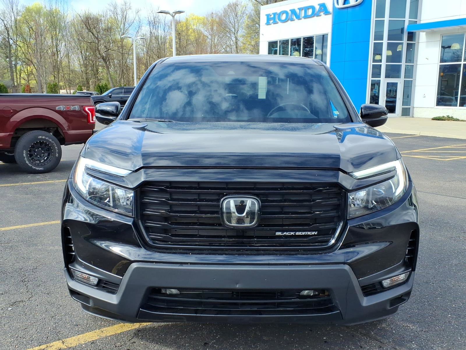 Used 2023 Honda Ridgeline Black Edition image 2