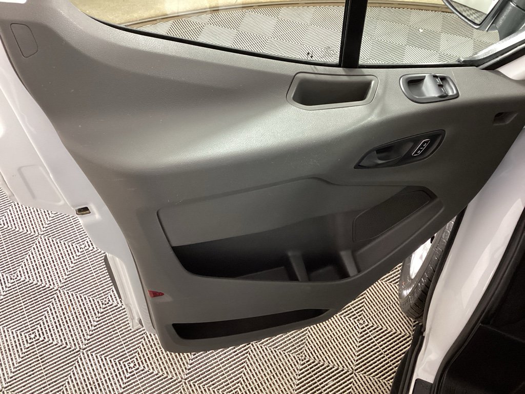Used 2023 Ford Transit 350 XLT image 19