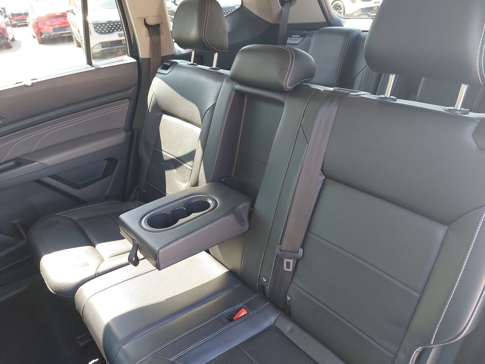 Used 2021 Volkswagen Atlas SE w/ Panoramic Sunroof Package AWD/4WD image 15