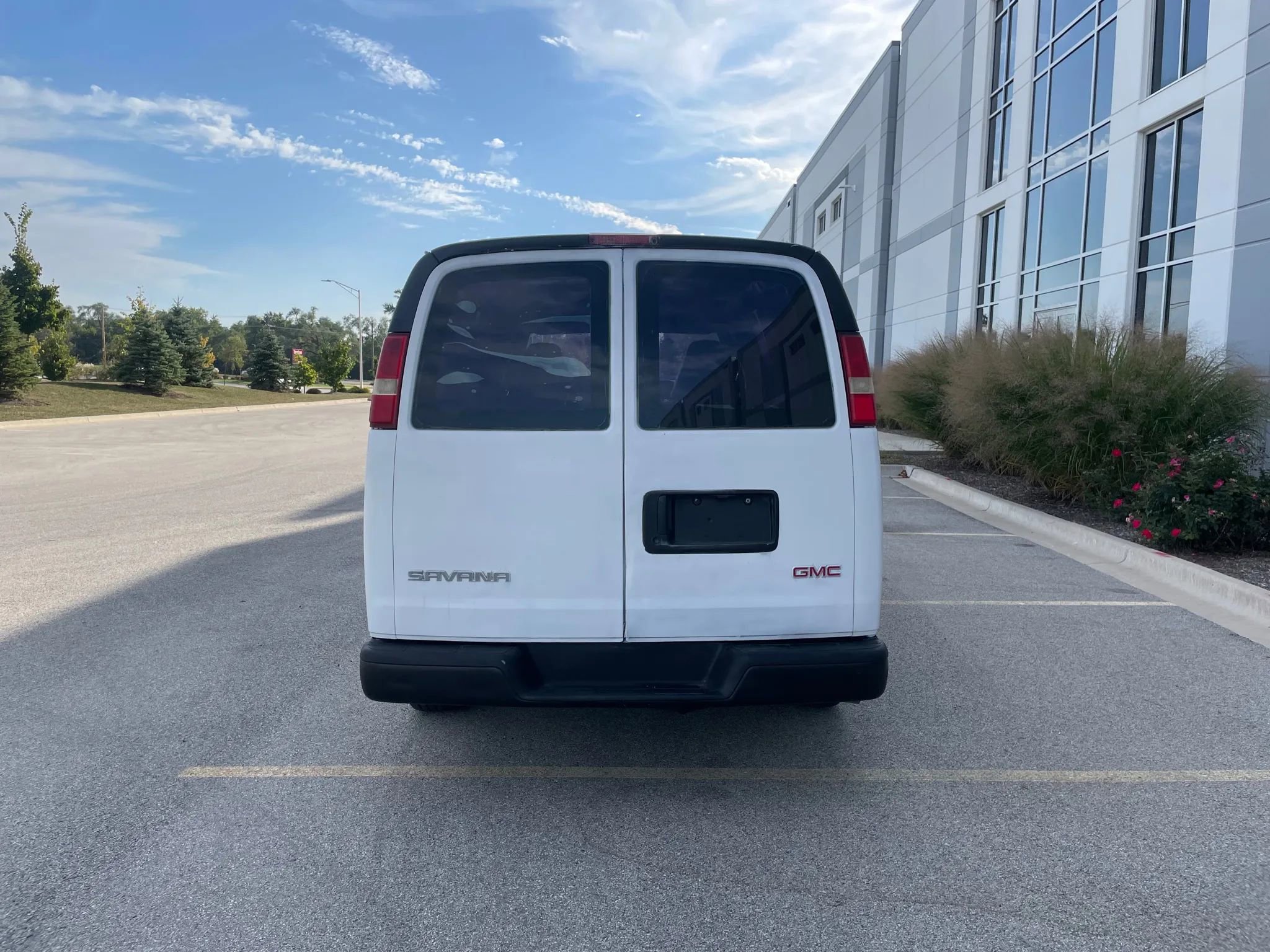 Used 2008 GMC Savana 1500 RWD image 6