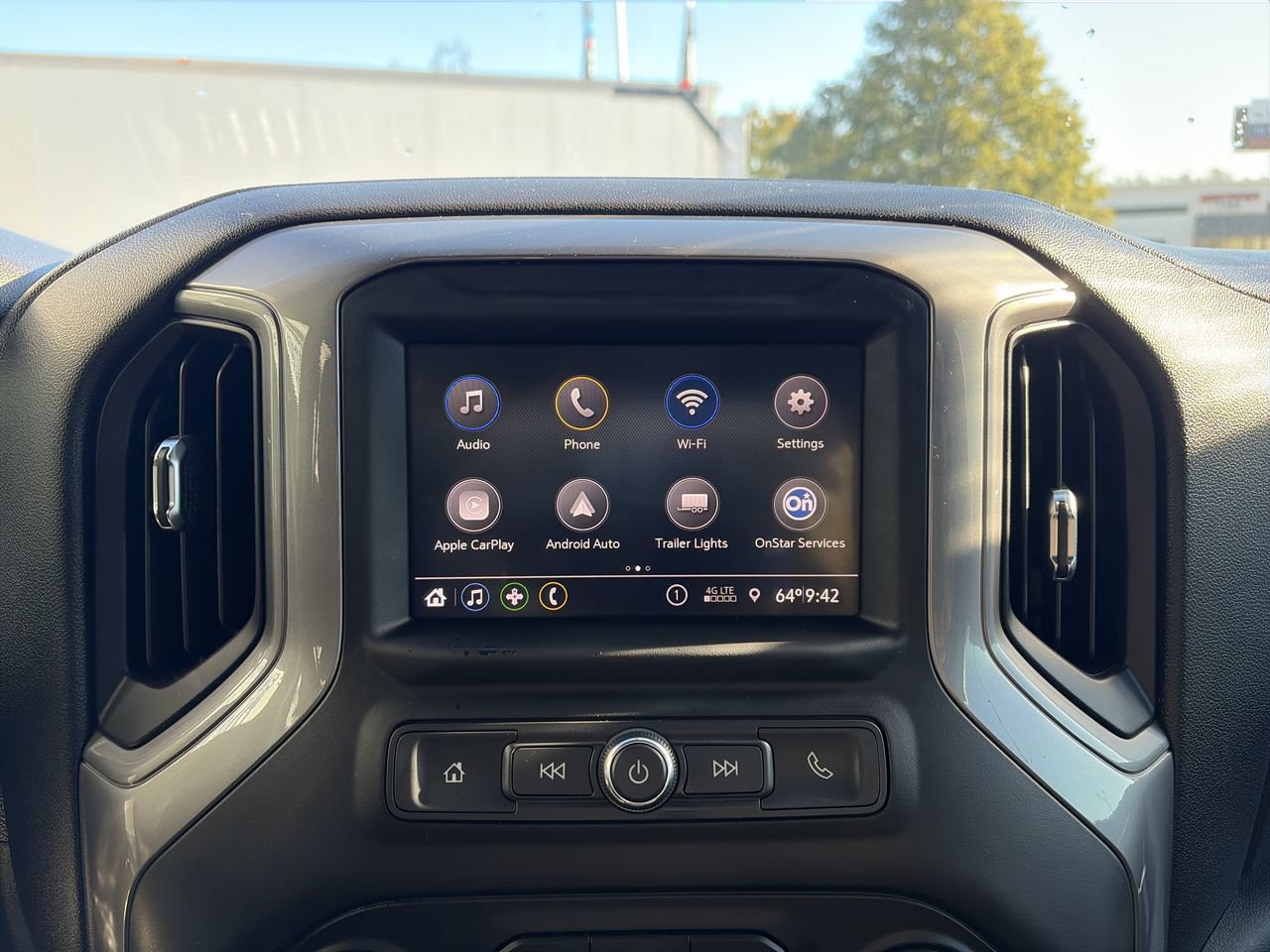 Used 2021 Chevrolet Silverado 1500 Custom Trail Boss w/ LPO, Dark Essentials Package AWD/4WD image 25