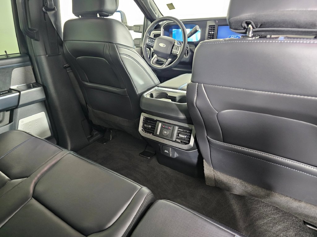 Certified 2025 Ford F450 Platinum w/ FX4 Off-Road Package AWD/4WD image 15