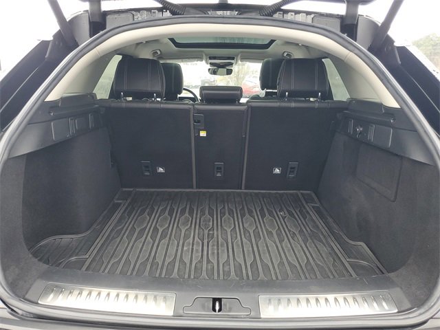 Used 2019 Land Rover Range Rover Velar S image 9