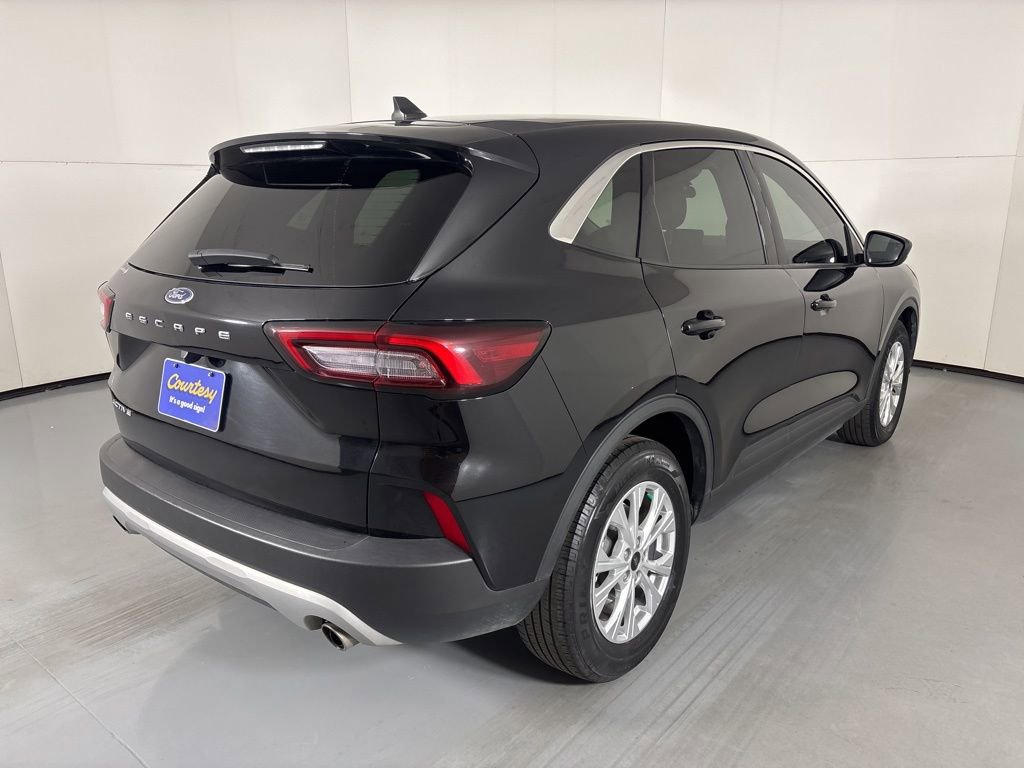 Used 2024 Ford Escape Active FWD image 8