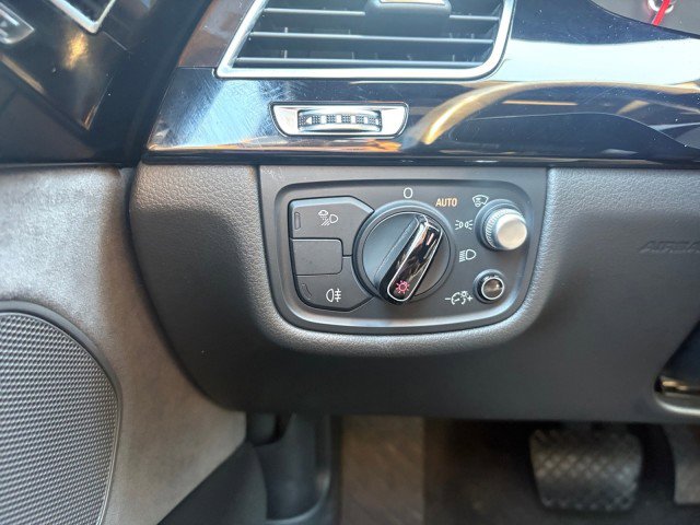 Used 2017 Audi A8 L 3.0T w/ Executive Package image 16