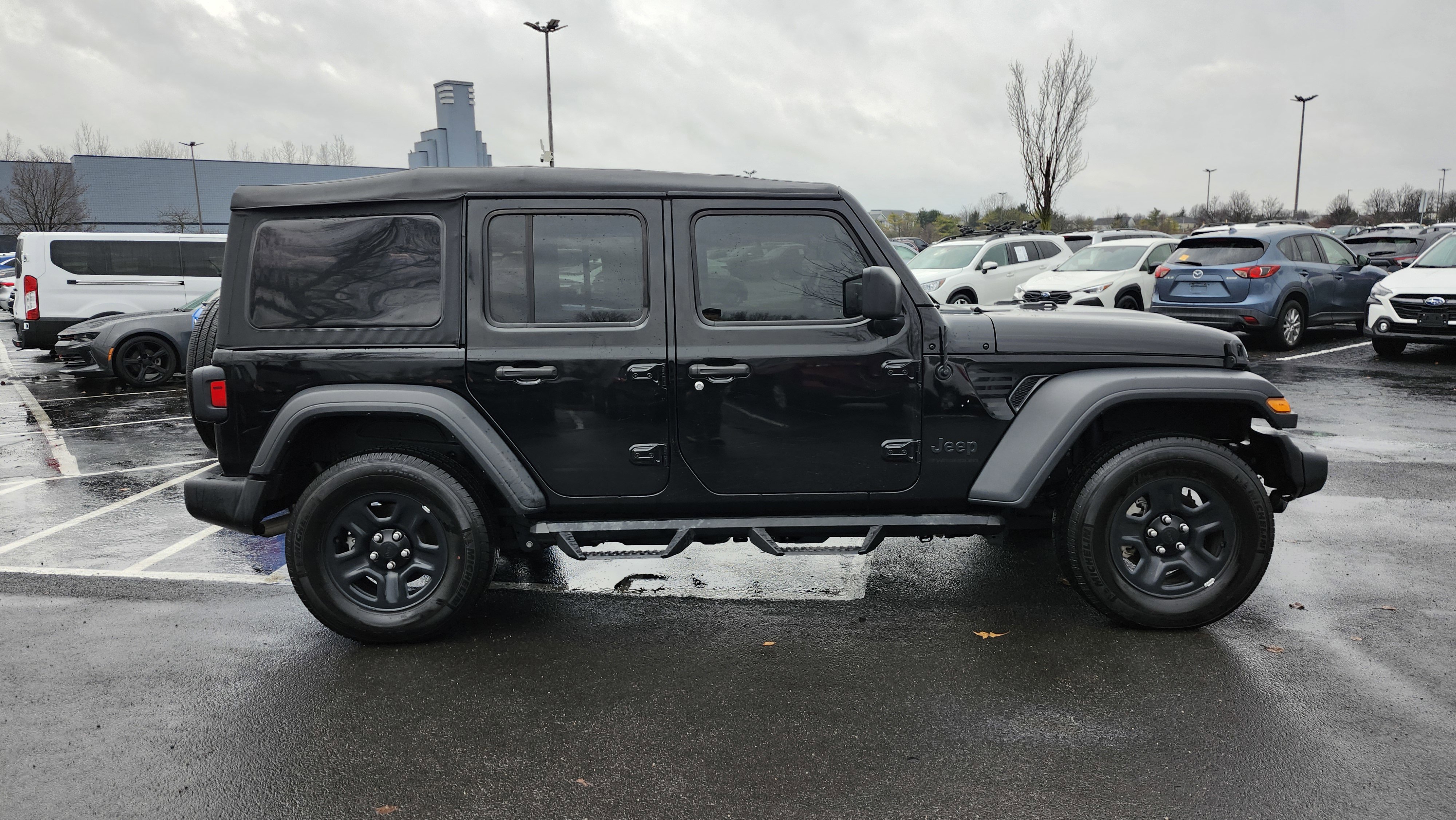 Used 2023 Jeep Wrangler Sport image 18