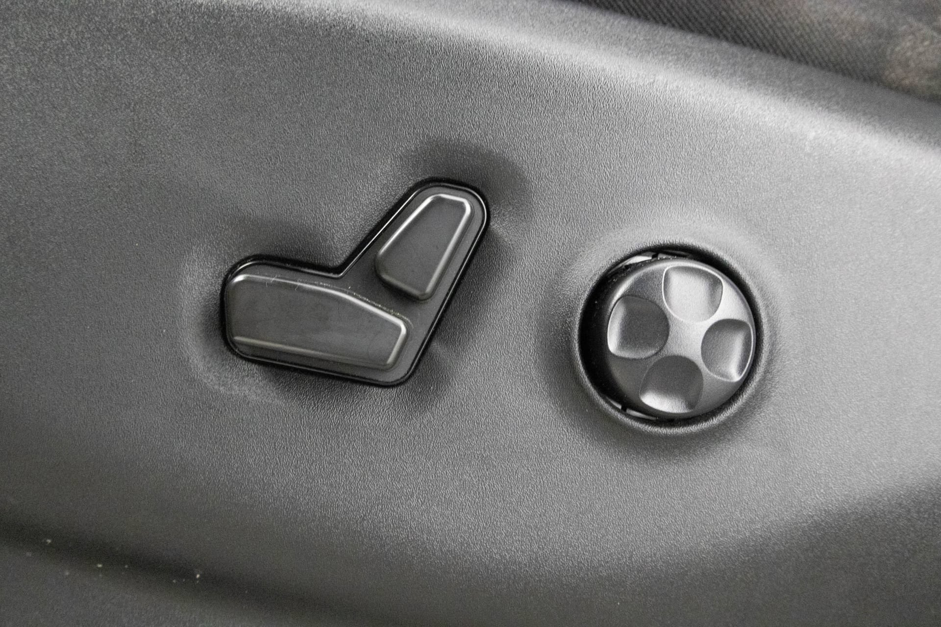 Used 2022 Chrysler Pacifica Touring-L FWD image 7