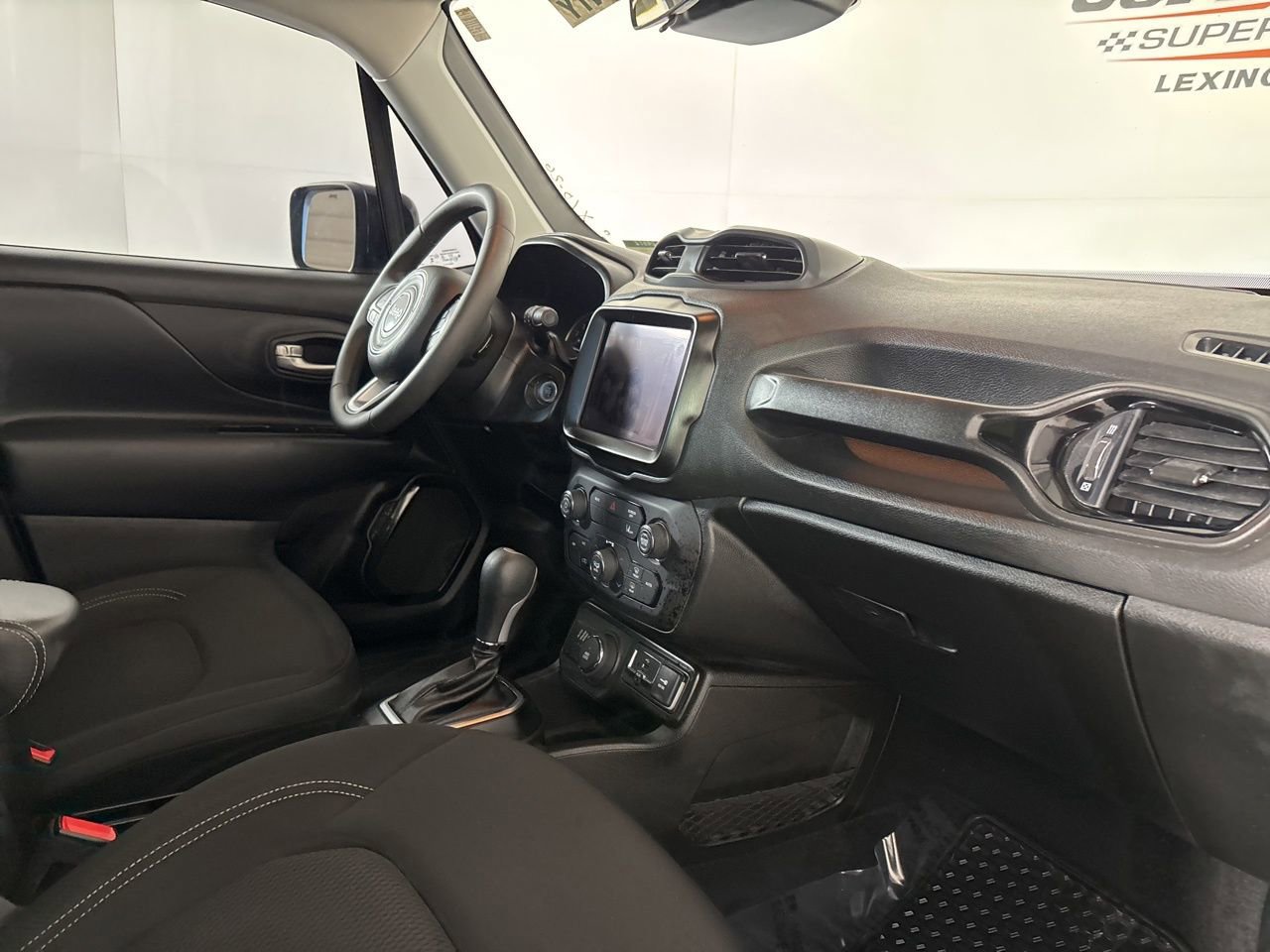 Used 2023 Jeep Renegade Altitude w/ Sun/Sound Group image 28