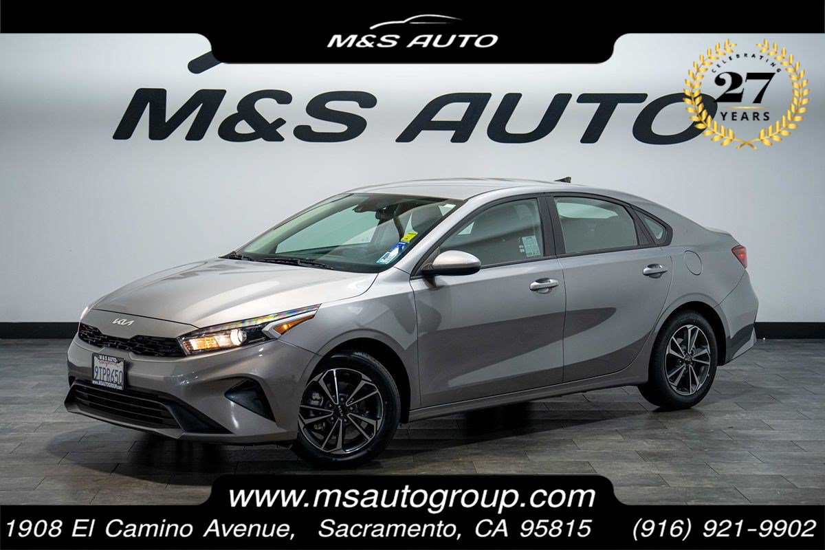 Used 2023 Kia Forte LXS FWD image 1