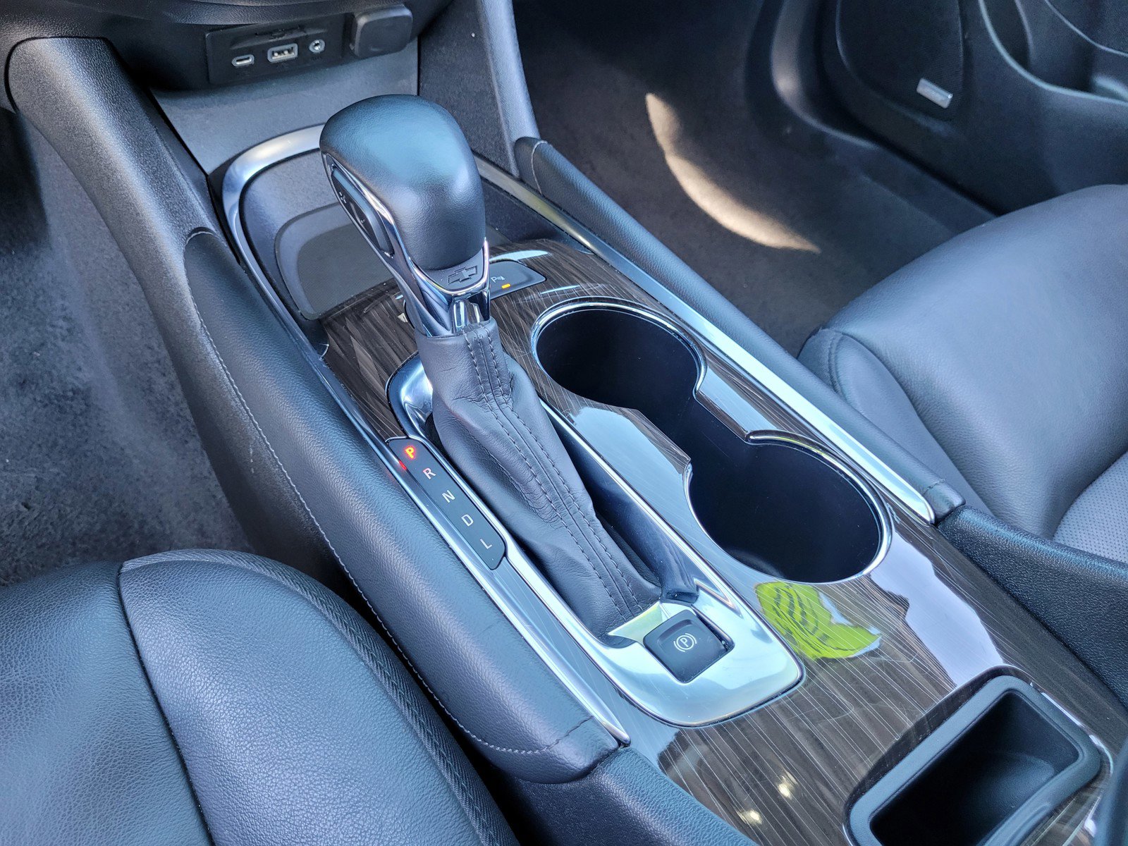 Used 2024 Chevrolet Malibu LT image 21