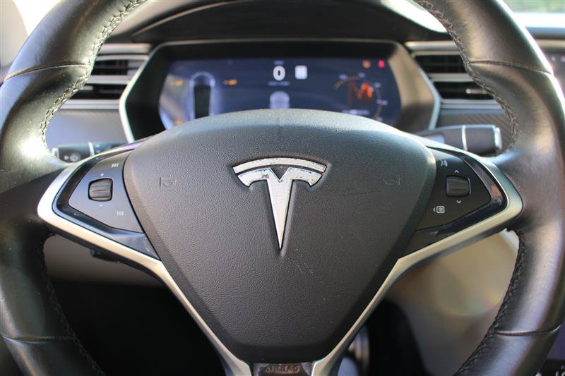 Used 2016 Tesla Model X 75D AWD/4WD image 15