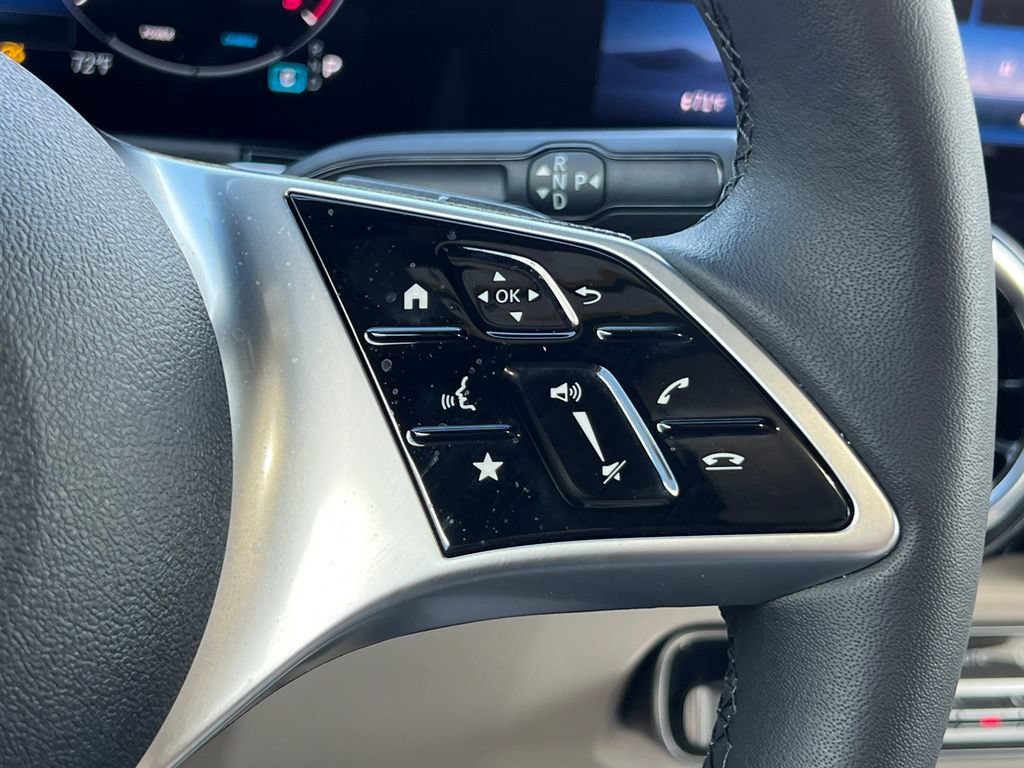 New 2026 Mercedes-Benz GLB 250 4MATIC image 21
