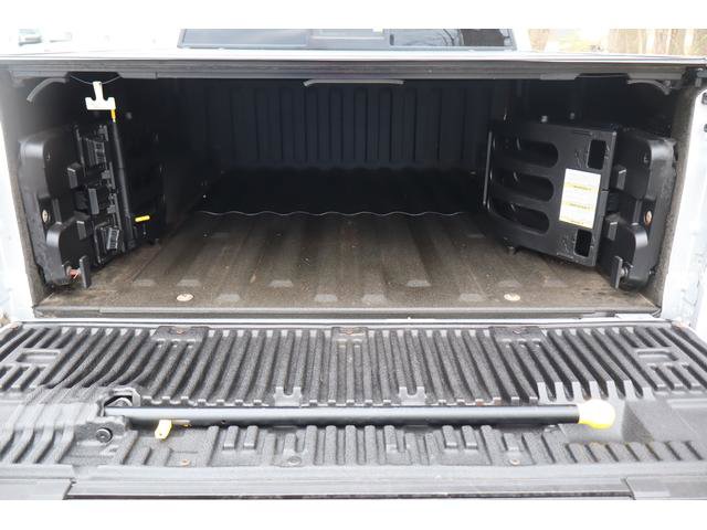 Used 2012 Ford F150 Lariat w/ Lariat Chrome Pkg image 6