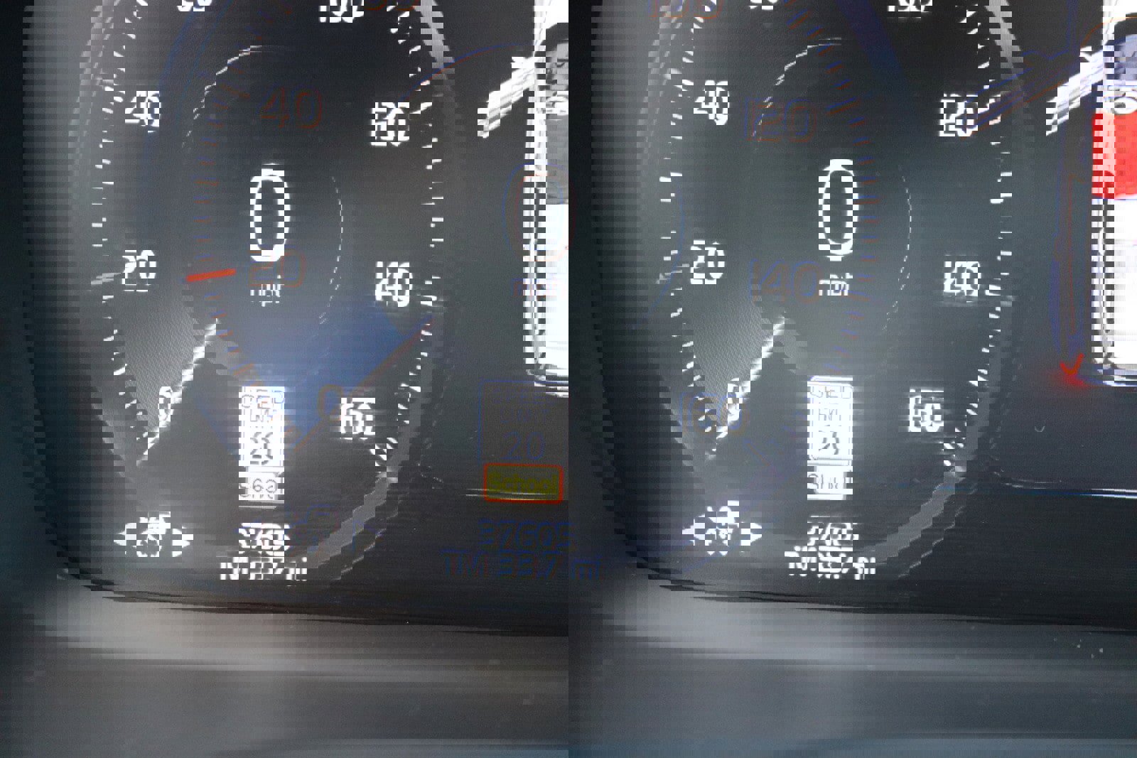 Used 2021 Volvo V60 T5 Cross Country w/ Protection Package image 30