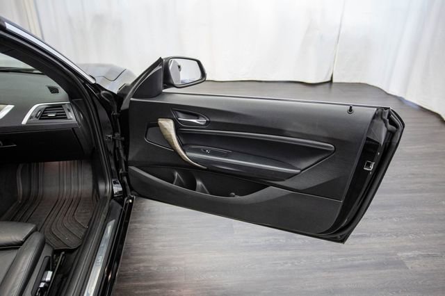 Used 2018 BMW 230i Convertible w/ Premium Package image 17