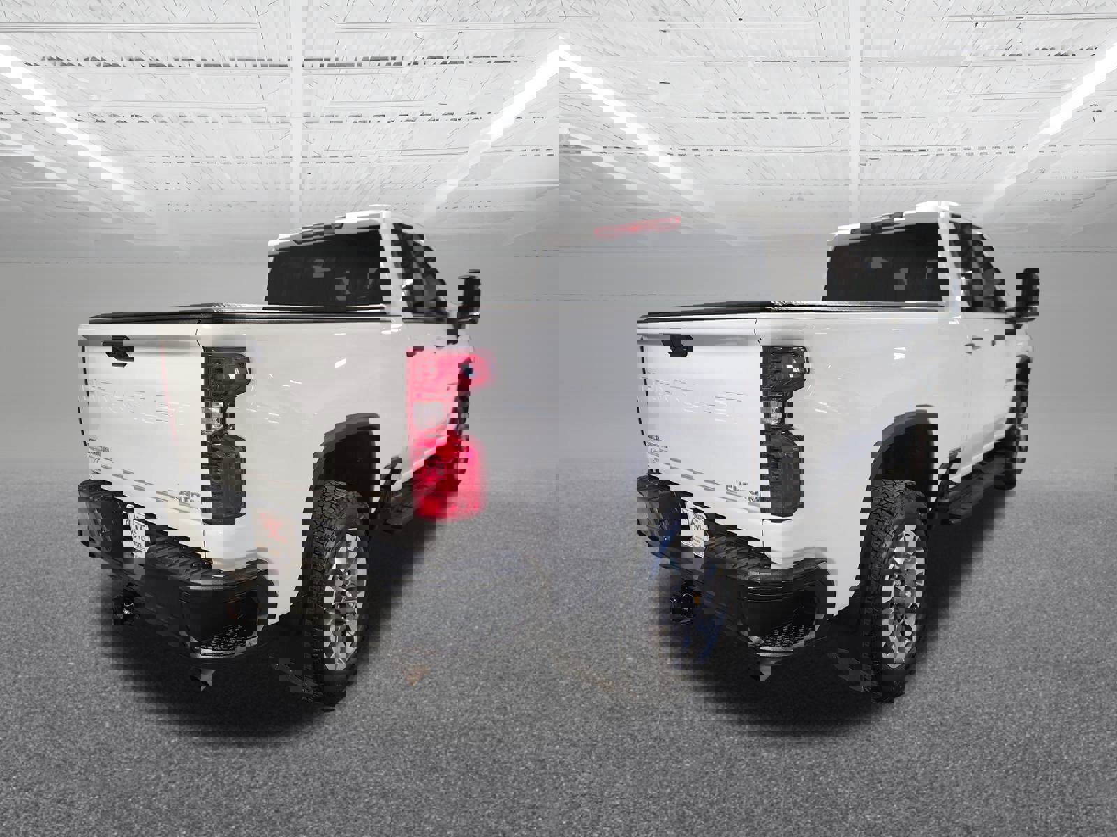 Used 2024 Chevrolet Silverado 2500 Custom w/ Custom Convenience Package image 6