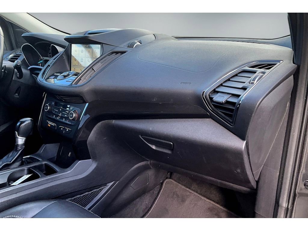 Used 2017 Ford Escape Titanium AWD/4WD image 26
