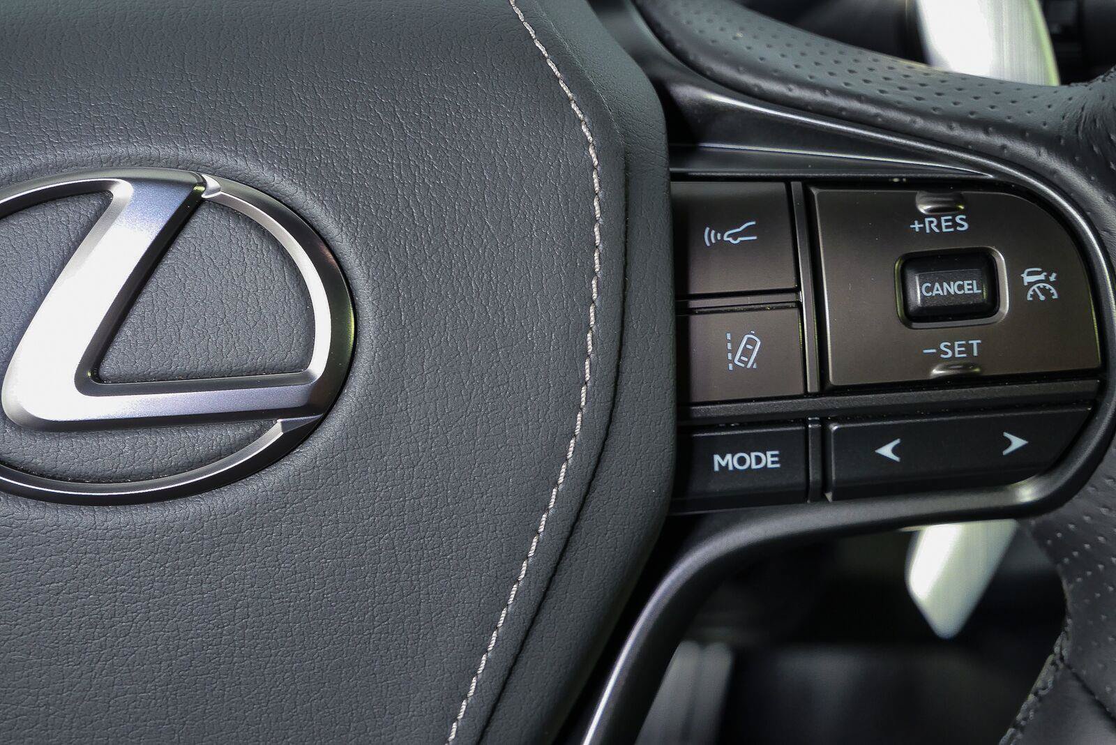 Used 2021 Lexus LC 500 Convertible w/ Touring Package RWD image 11