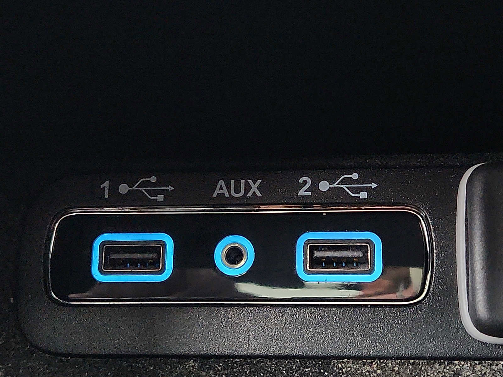 Used 2019 Jeep Grand Cherokee Limited X image 24