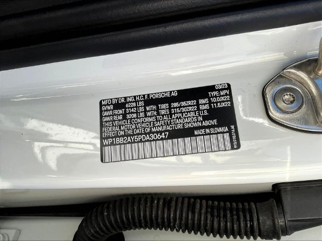 Used 2023 Porsche Cayenne S w/ Premium Package Plus AWD/4WD image 20