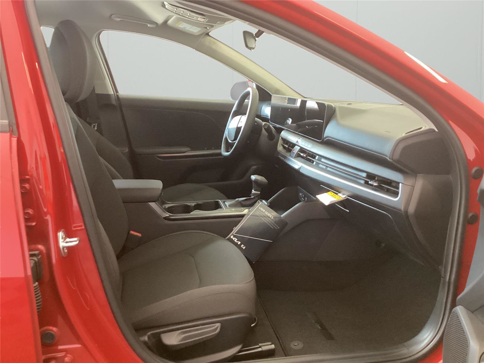 New 2026 Kia K4 FWD image 11