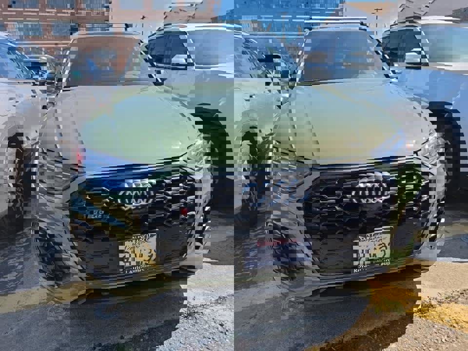 Certified 2023 Audi SQ5 Premium Plus w/ Premium Plus Package image 2