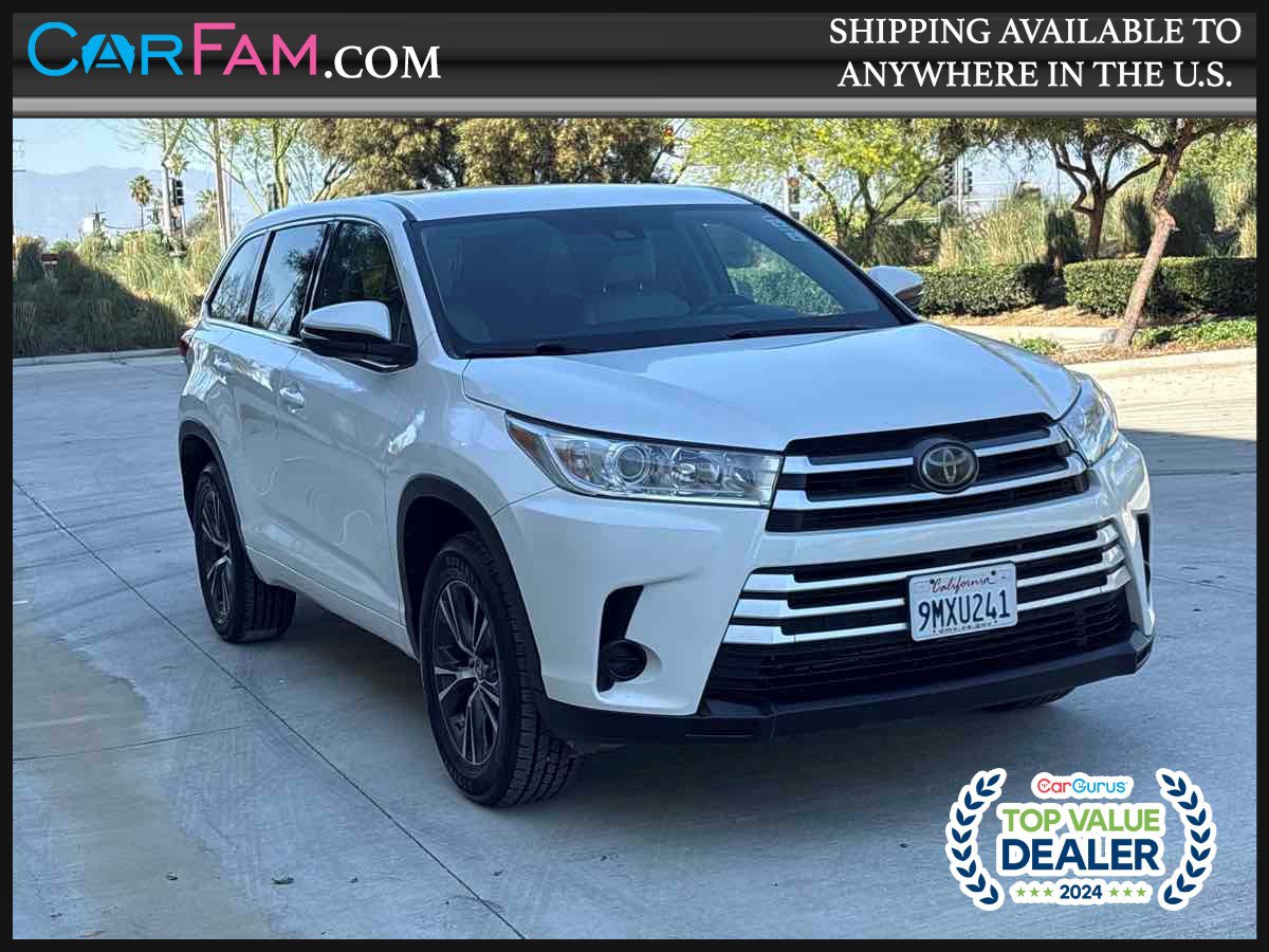 Used 2018 Toyota Highlander LE image 1