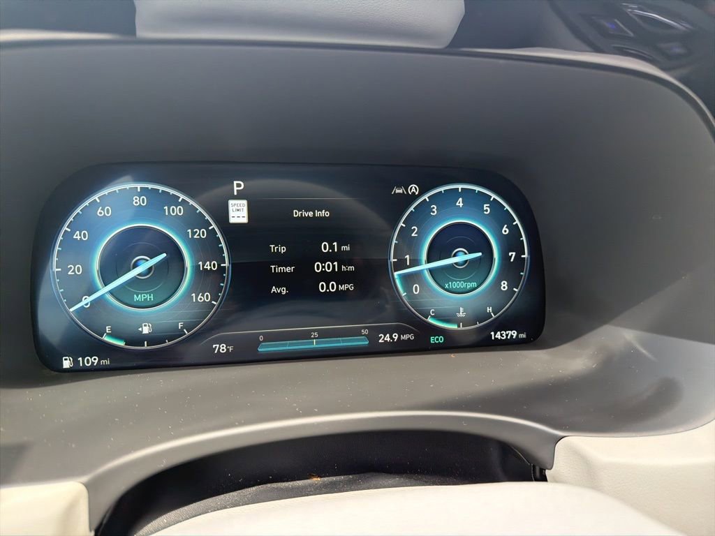 Used 2025 Hyundai Palisade Limited AWD/4WD image 4