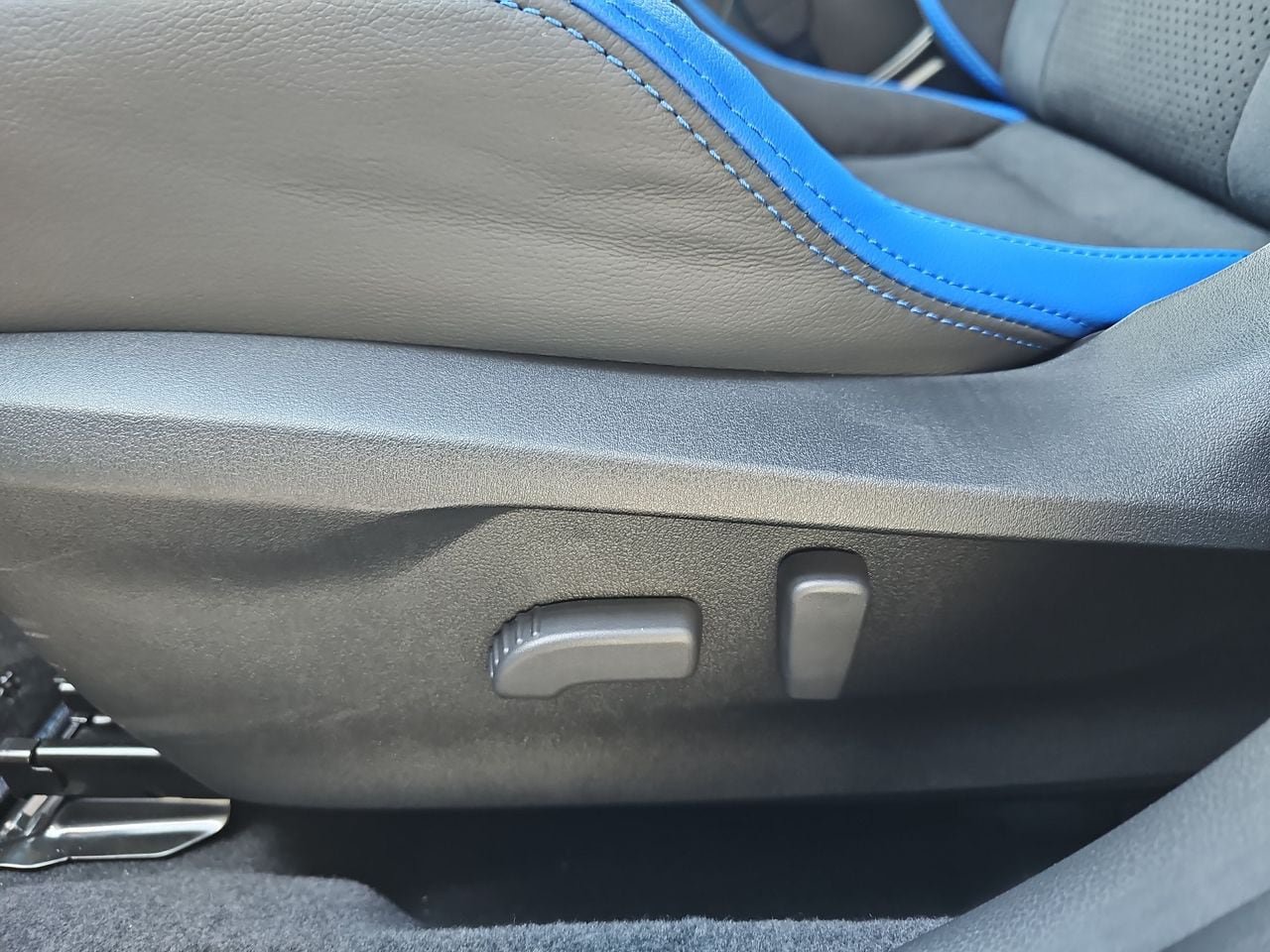New 2026 Subaru WRX tS AWD/4WD image 30