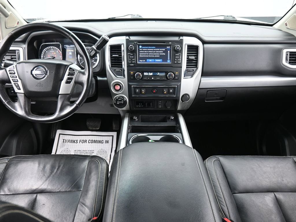Used 2018 Nissan Titan PRO-4X w/ Pro-4x Convenience Package image 13
