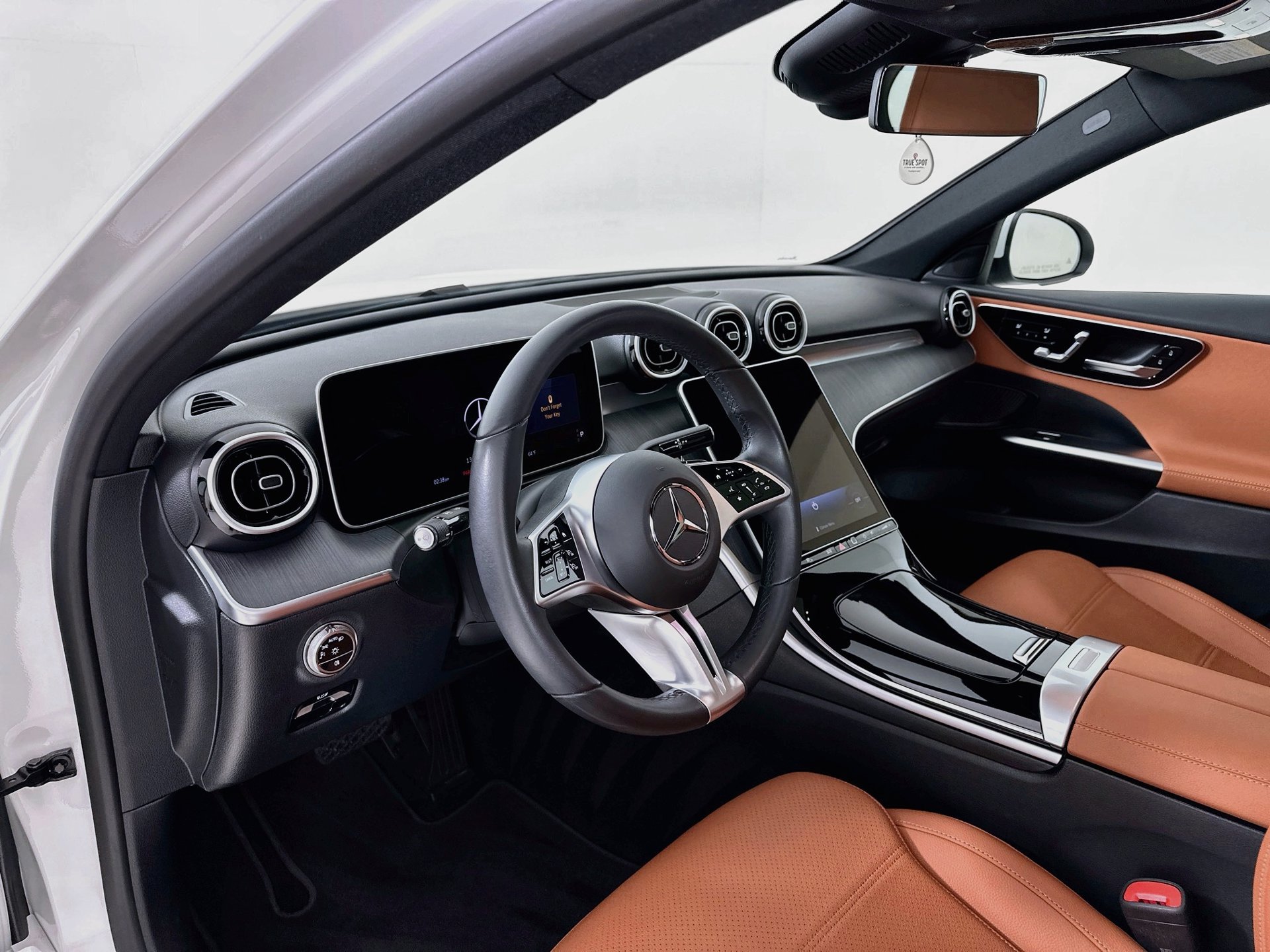 Certified 2025 Mercedes-Benz C 300 Sedan image 10