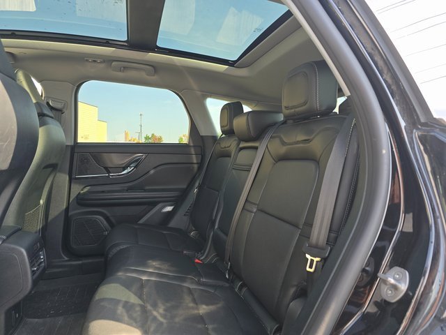 Used 2022 Lincoln Corsair Reserve w/ Equipment Group 201A image 13