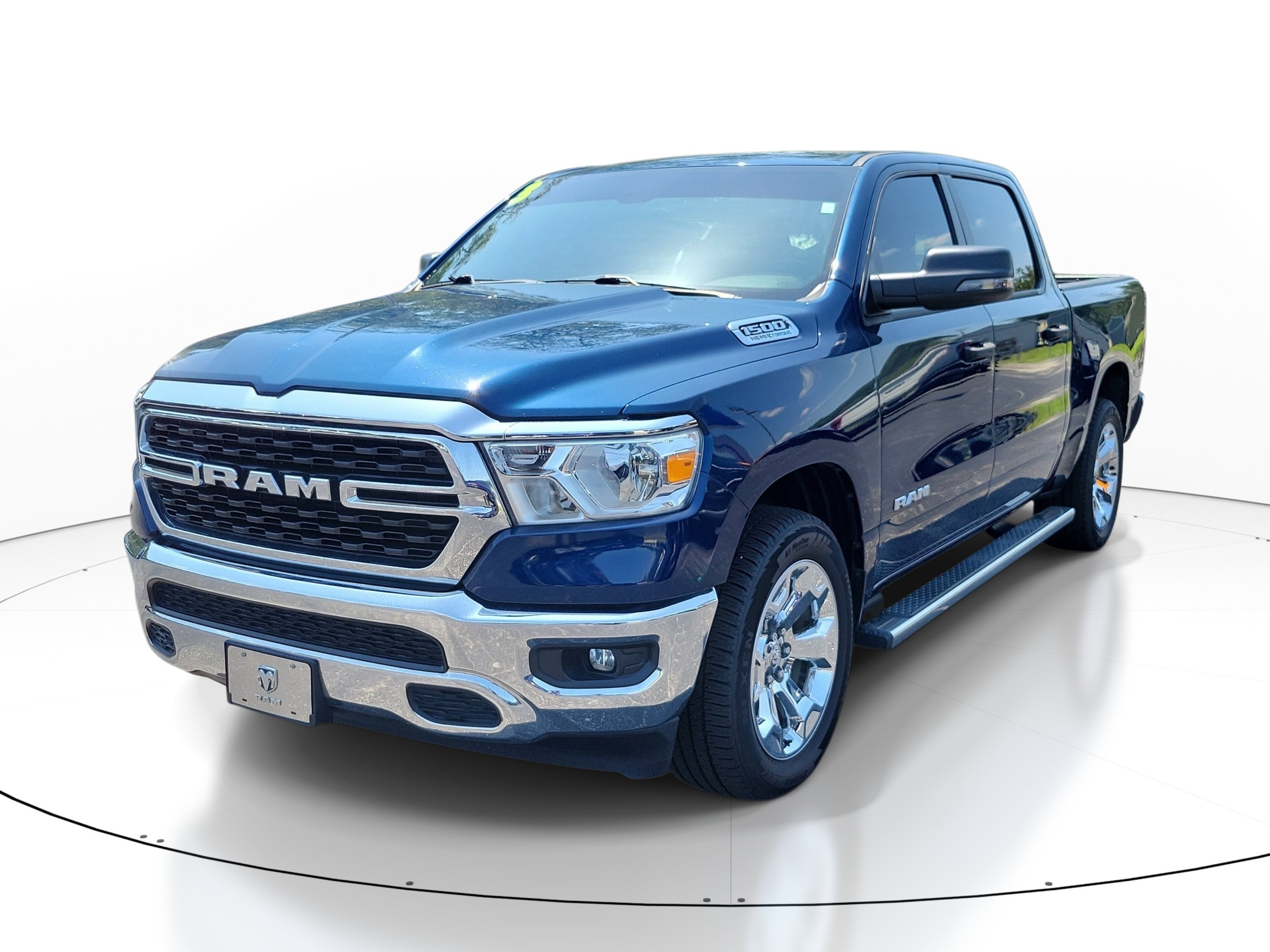 Used 2023 RAM 1500 Big Horn AWD/4WD image 3