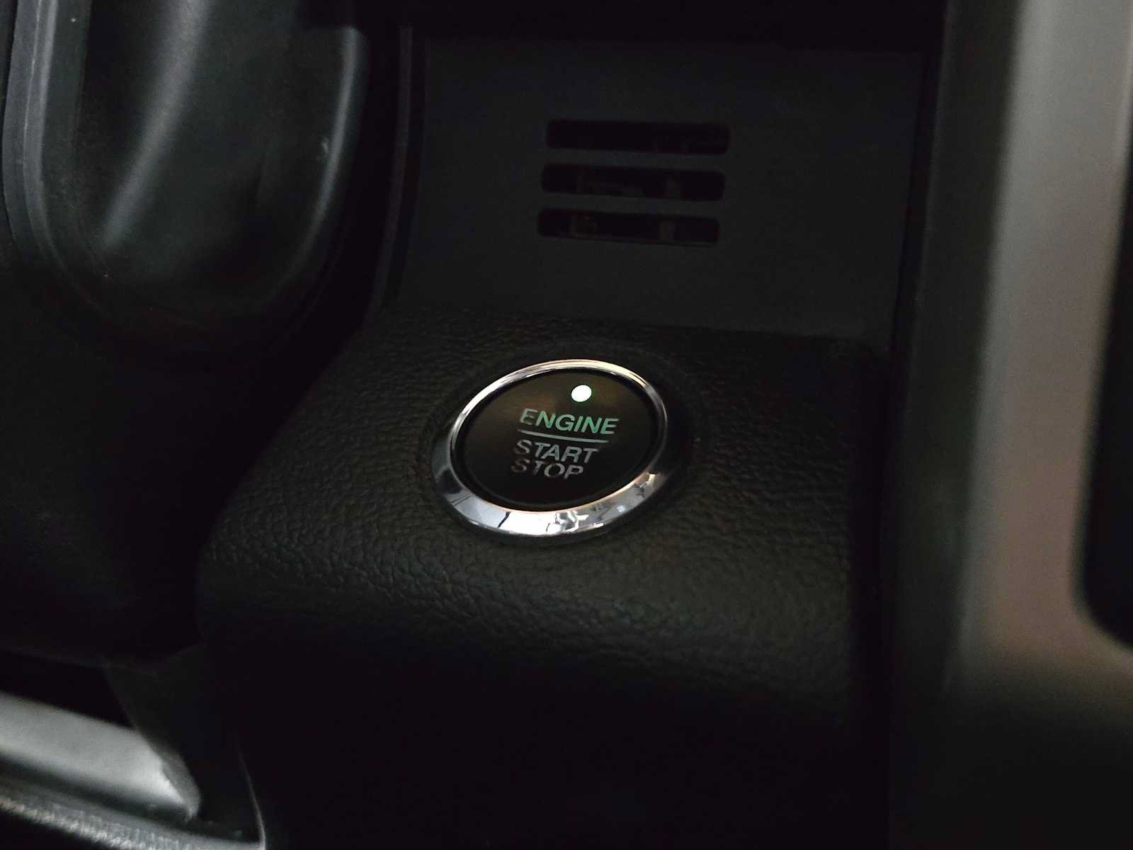 Used 2018 Ford F350 Lariat w/ Lariat Ultimate Package AWD/4WD image 35