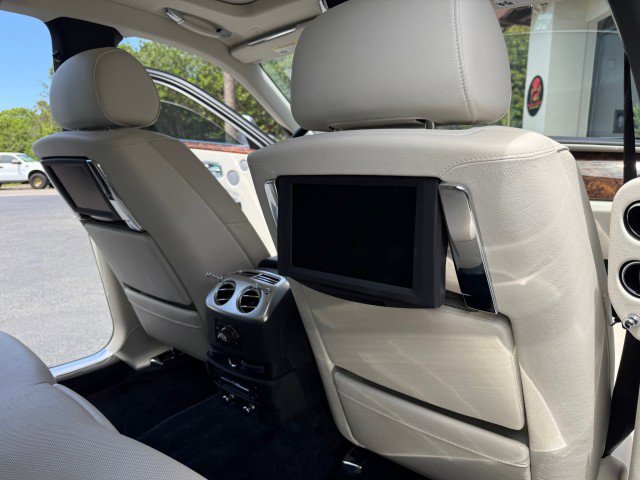 Used 2012 Rolls-Royce Ghost image 16