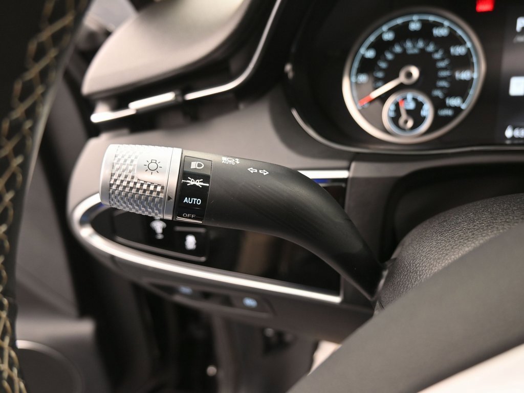 Used 2024 Genesis Electrified GV70 Advanced image 24