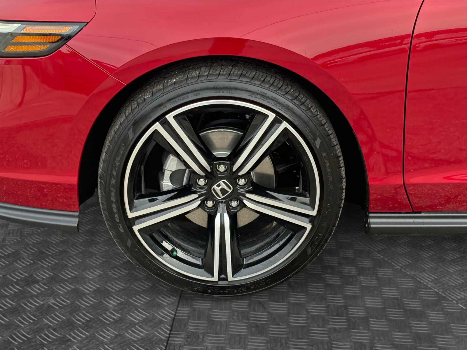 Used 2026 Honda Accord SE image 9