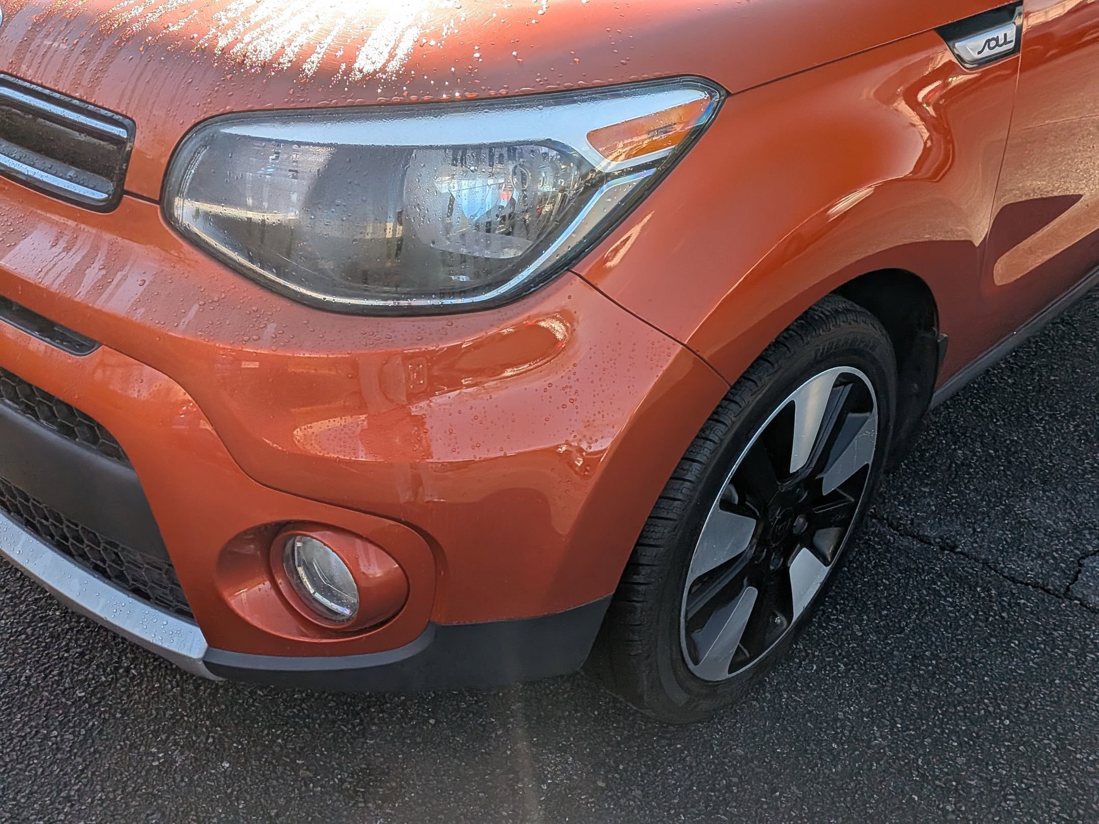 Used 2018 Kia Soul + image 11