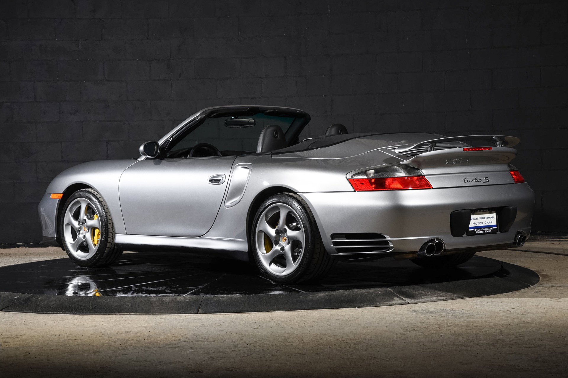 Used 2005 Porsche 911 Turbo image 12