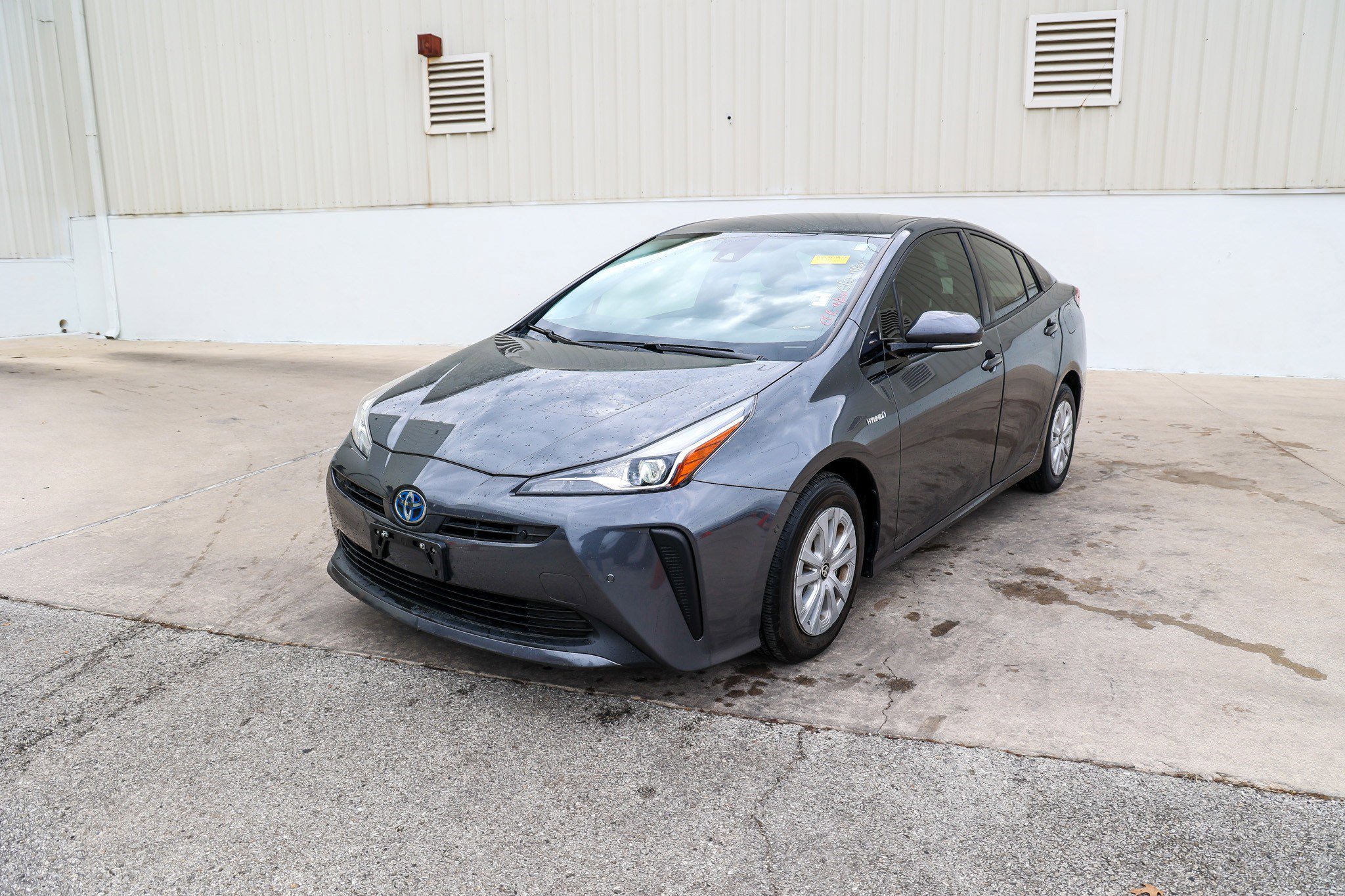 Used 2020 Toyota Prius LE