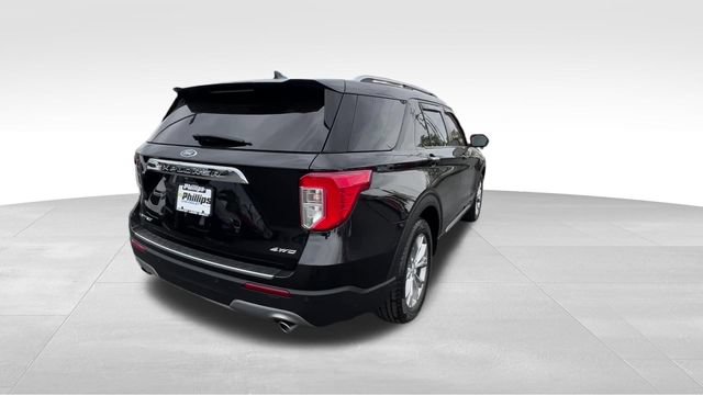 Used 2023 Ford Explorer Limited AWD/4WD image 7